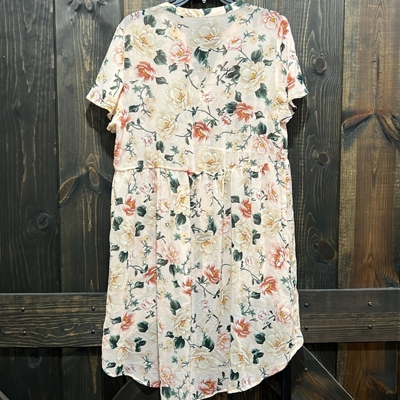 NWT Torrid Lexie Chiffon Tunic 0 12 Babydoll Floral Button Up Pink Hi Low Boho - Picture 5 of 8